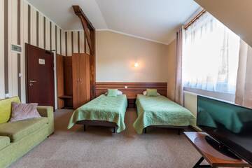 Фото номера Двухместный номер эконом-класса с 1 кроватью Отель Hotel Beskidzki Raj г. Стрышава 2